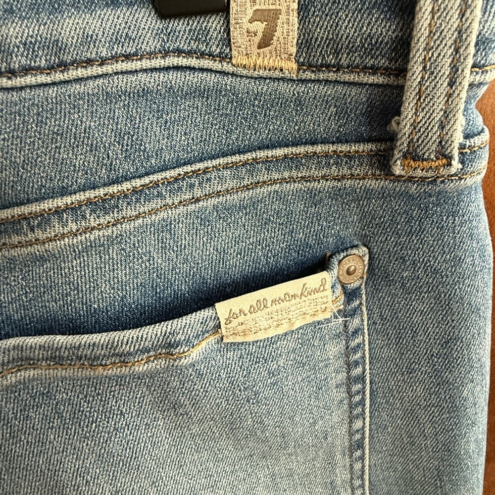 7 For All Mankind Blue Jeans with Classic Wash and Contrast Stitching